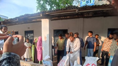 কক্সবাজার কৃষক দলের আহবায়ক জনাব এস এম গিয়াস উদ্দিন আফসেল এর  উদ্যোগে কোরবানির গোস্ত বিতরণ